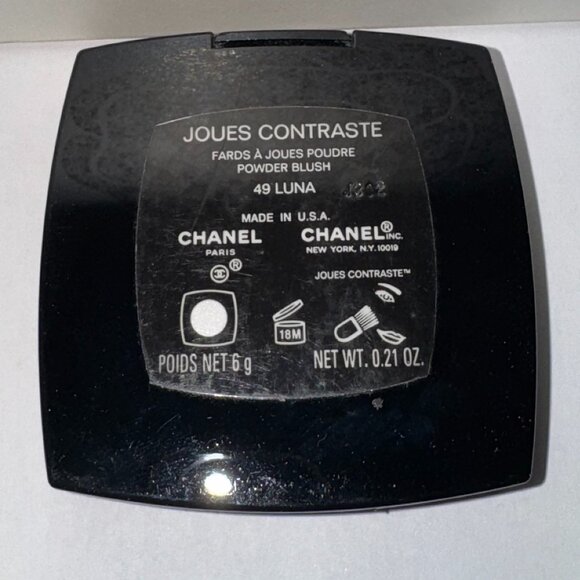 Chanel Luna Blush Highlighter - Picture 3 of 3